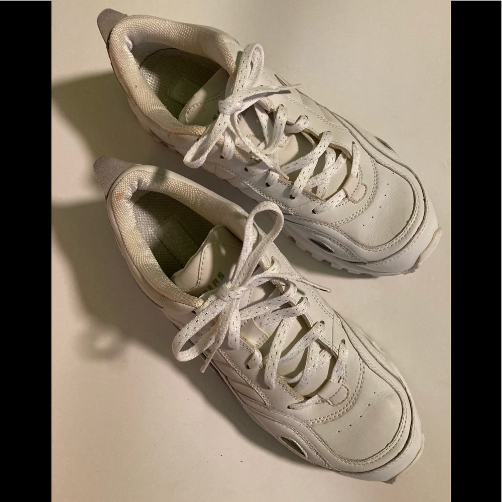 Sketchers US11, EUR 41, wht/silver, $30 as is